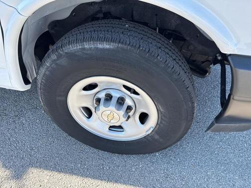 2025 Chevrolet Express 3500 RWD 3500 Regular Wheelbase WT