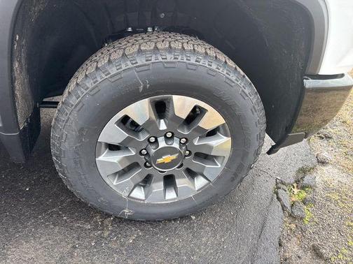 2026 Chevrolet Silverado 2500 Custom