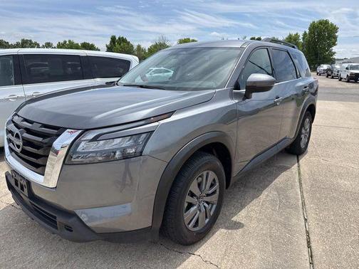 Gun Metallic 2025 Nissan Pathfinder SV 4WD