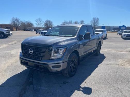 2024 Nissan Titan SV
