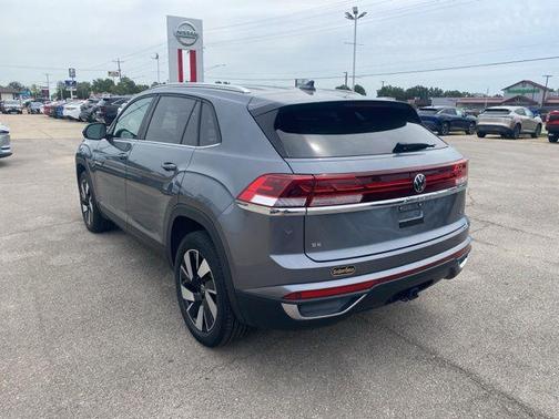 2024 Volkswagen Atlas Cross Sport 2.0T SE w/Technology 4MOTION
