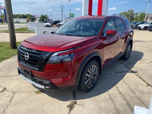 2025 Nissan Pathfinder SL 4WD