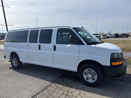2023 Chevrolet Express 3500 RWD 3500 Extended Wheelbase LS