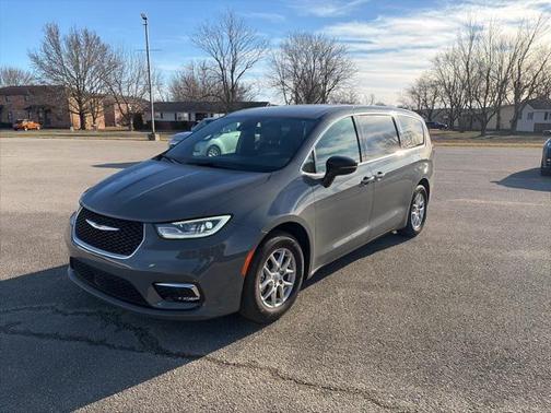 2025 Chrysler Pacifica L