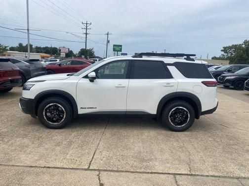 2025 Nissan Pathfinder Rock Creek 4WD