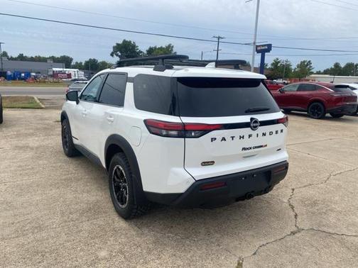 2025 Nissan Pathfinder Rock Creek 4WD
