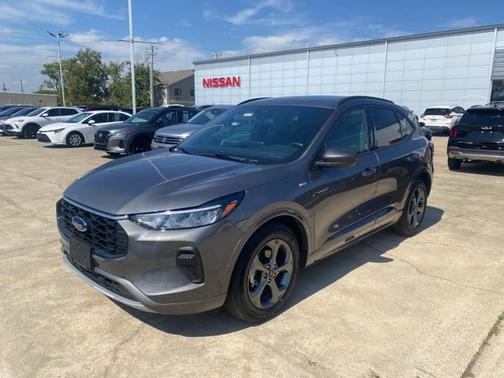 Gray Metallic 2024 Ford Escape Base