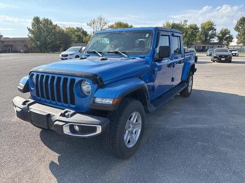 2022 Jeep Gladiator Sport S