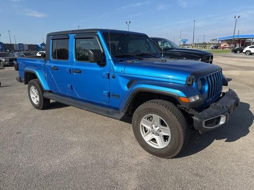 2022 Jeep Gladiator Sport S