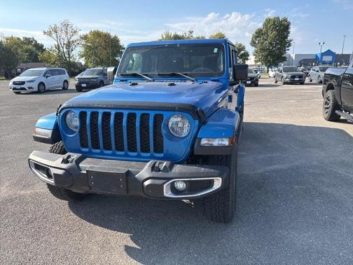 2022 Jeep Gladiator Sport S