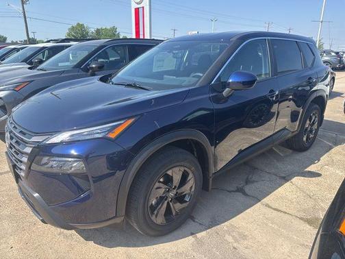 Deep Ocean Blue Pearl 2026 Nissan Rogue SV