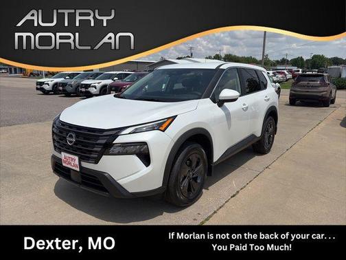 Everest White Pearl Tricoat 2026 Nissan Rogue SV