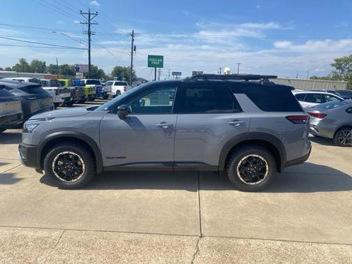 2025 Nissan Pathfinder Rock Creek 4WD