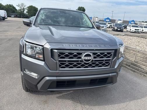 Gun Metallic 2024 Nissan Frontier SV