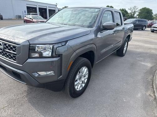 Gun Metallic 2024 Nissan Frontier SV