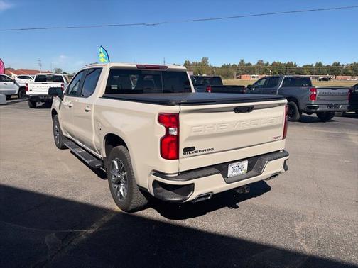 White Sands 2026 Chevrolet Silverado 1500 RST