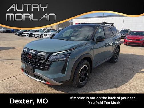 2026 Nissan Pathfinder SV