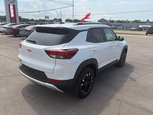 Summit White 2023 Chevrolet Trailblazer LT