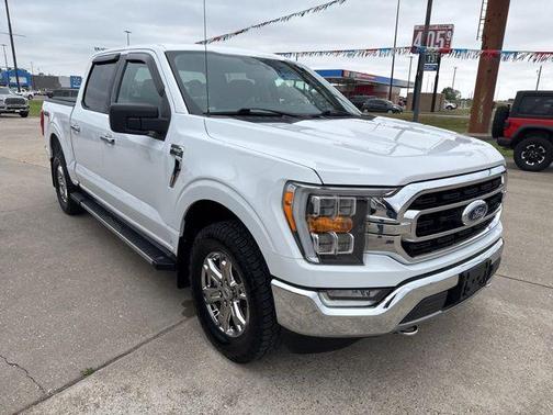 Oxford White 2021 Ford F-150 XLT