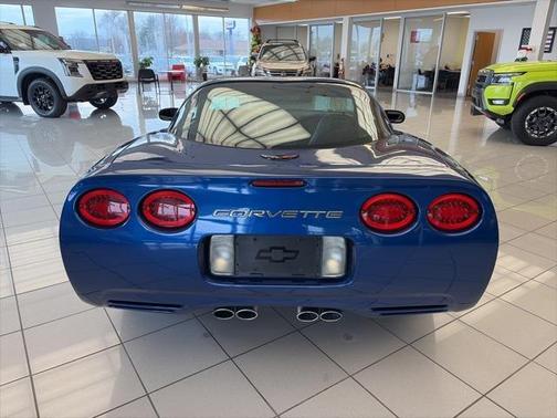 2002 Chevrolet Corvette Base