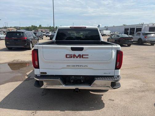 Summit White 2025 GMC Sierra 1500 SLT