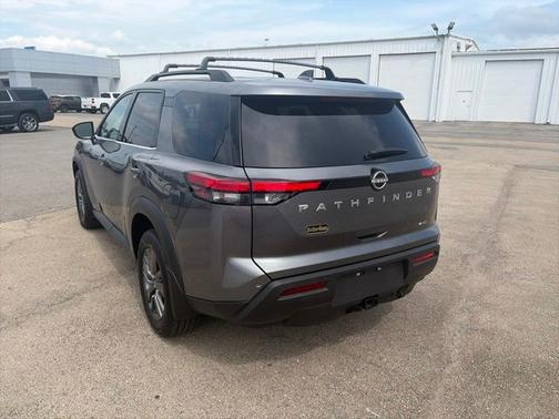 Gun Metallic 2025 Nissan Pathfinder SV