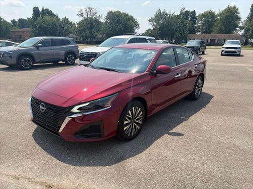 Scarlet Ember 2025 Nissan Altima 2.5 SV
