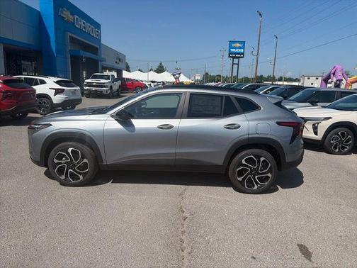 Sterling Gray Metallic 2026 Chevrolet Trax FWD 2RS