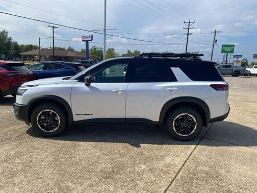 2025 Nissan Pathfinder Rock Creek 4WD