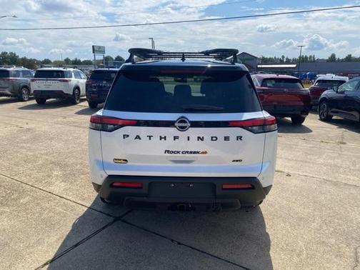 2025 Nissan Pathfinder Rock Creek 4WD