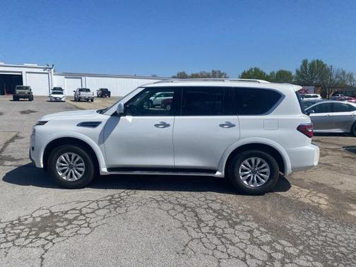 2024 Nissan Armada SV 4WD