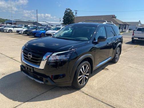 2024 Nissan Pathfinder Platinum 4WD