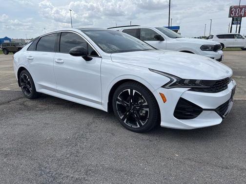 Glacial White Pearl 2024 Kia K5 GT-Line