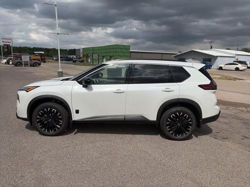 Everest White Pearl Tricoat 2026 Nissan Rogue Dark Armor