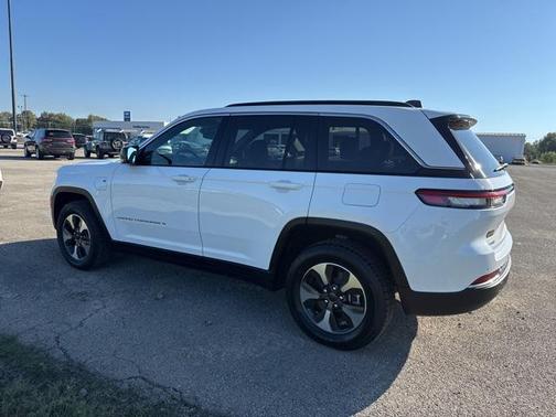 2024 Jeep Grand Cherokee 4xe Base