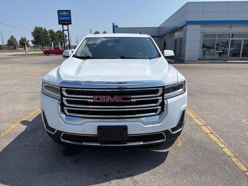 2023 GMC Acadia 