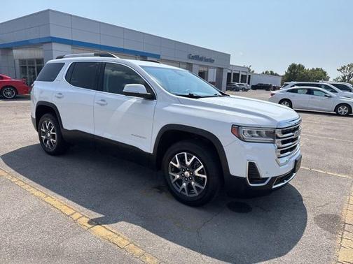 2023 GMC Acadia 
