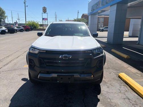 Summit White 2026 Chevrolet Colorado Trail Boss