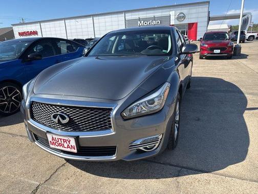 2019 INFINITI Q70 3.7X LUXE
