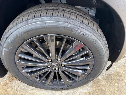 Everest White Pearl Tricoat 2026 Nissan Pathfinder SL