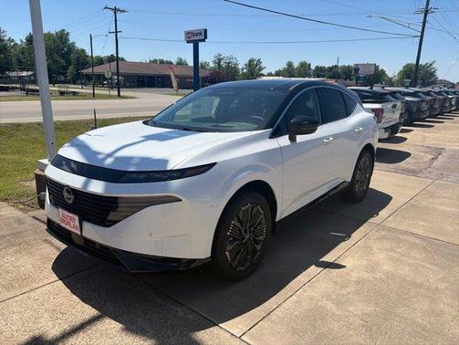 Everest White Pearl/Black 2026 Nissan Murano Platinum