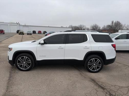 2023 GMC Acadia AWD SLT