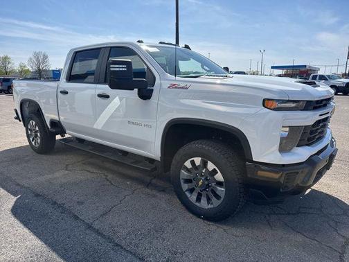 2026 Chevrolet Silverado 2500 Custom