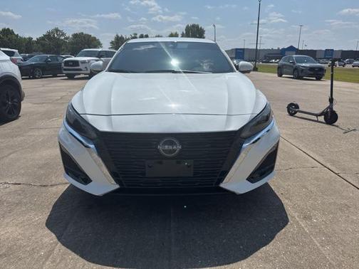 2024 Nissan Altima 2.5 SL