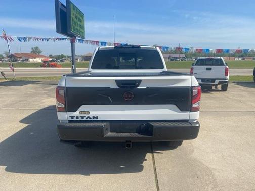 2024 Nissan Titan PRO-4X