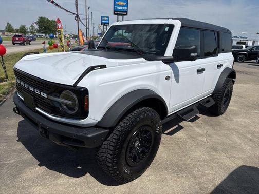 Oxford White 2024 Ford Bronco Wildtrak