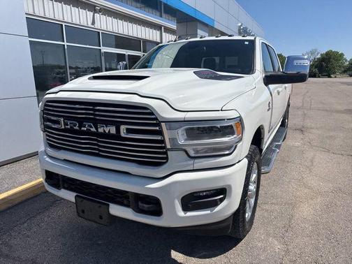 Pearl White 2024 RAM 2500 Laramie Crew Cab 4x4 6'4' Box