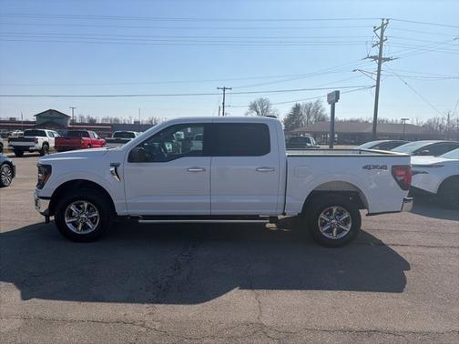 Oxford White 2025 Ford F-150 XLT