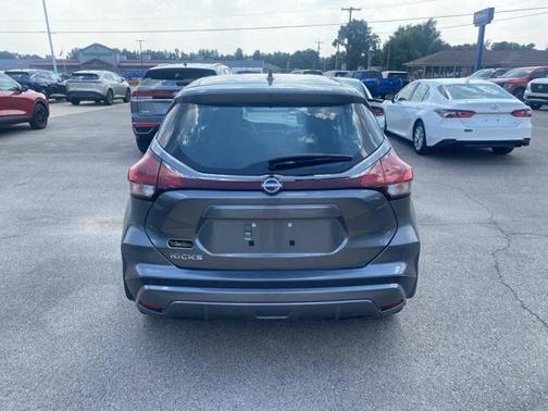 2024 Nissan Kicks S