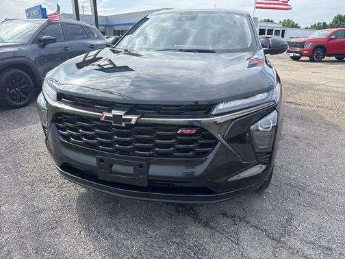 Mosaic Black Metallic 2024 Chevrolet Trax FWD 1RS